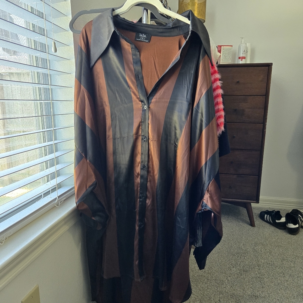Dressed in LALA Brown and Black Pantsuit